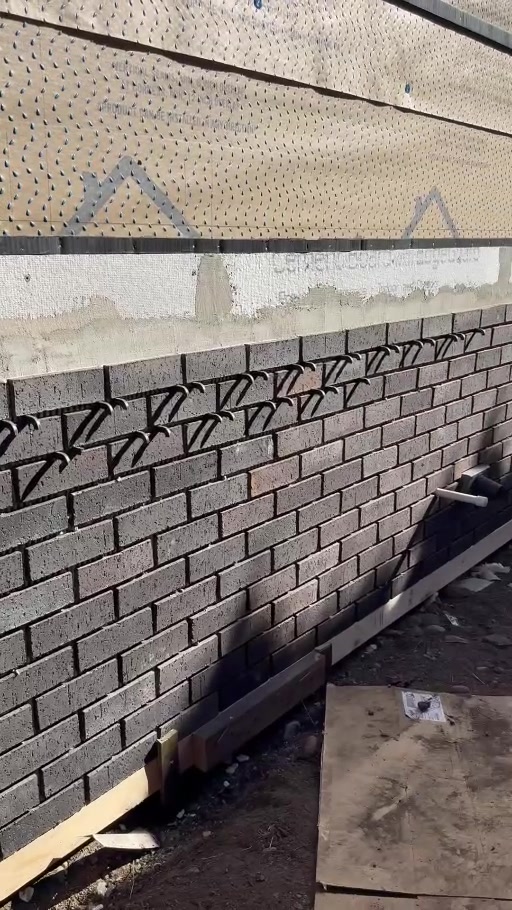 Thin-brick exterior veneer taking shape on the Green Lake project